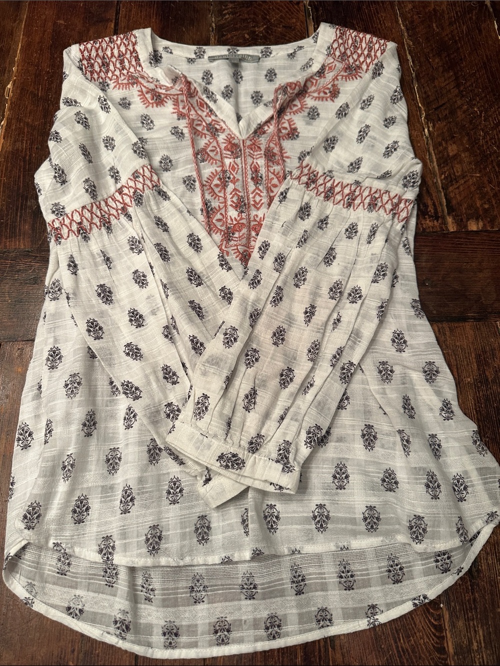 Daniel Rainn White Tunic Top with Rust Embroidery